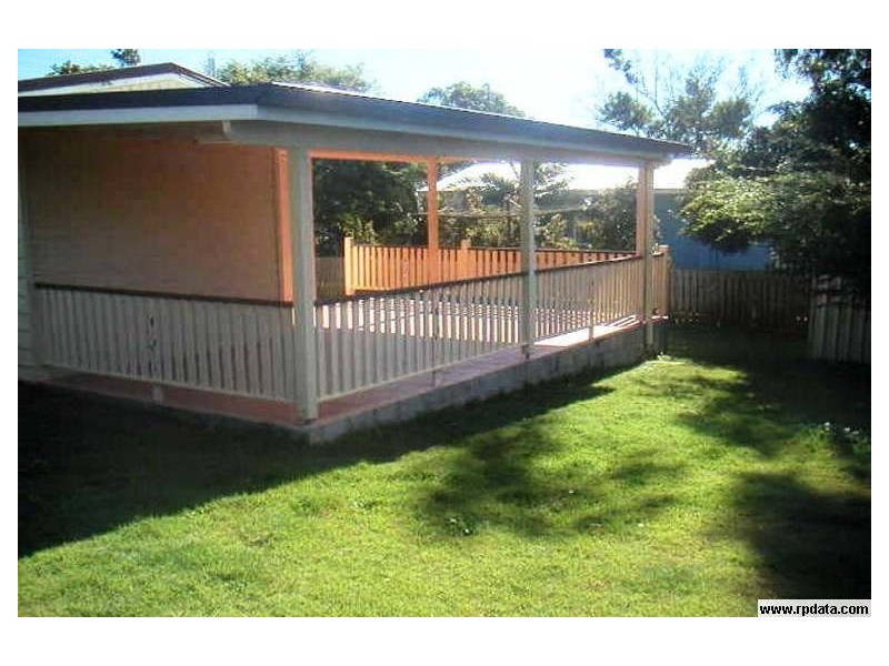 56 EMPIRE AV, Manly West QLD 4179