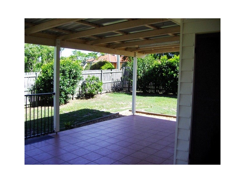 56 EMPIRE AV, Manly West QLD 4179