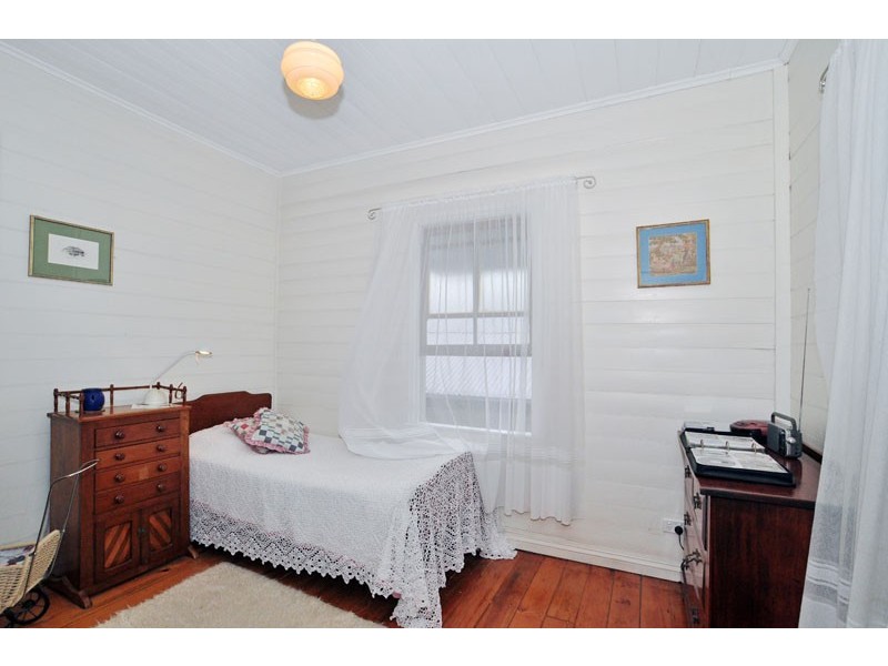 27 Heussler Terrace, Milton QLD 4064