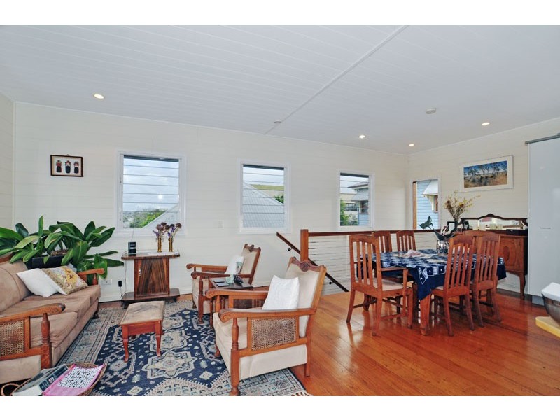 27 Heussler Terrace, Milton QLD 4064