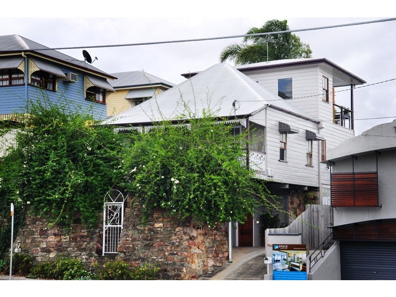 27 Heussler Terrace, Milton QLD 4064