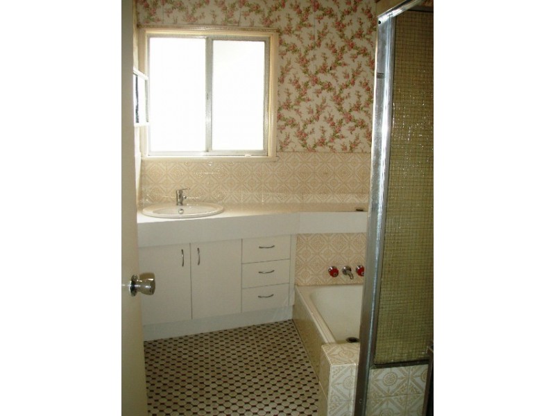 38 MEE STREET, Carina QLD 4152