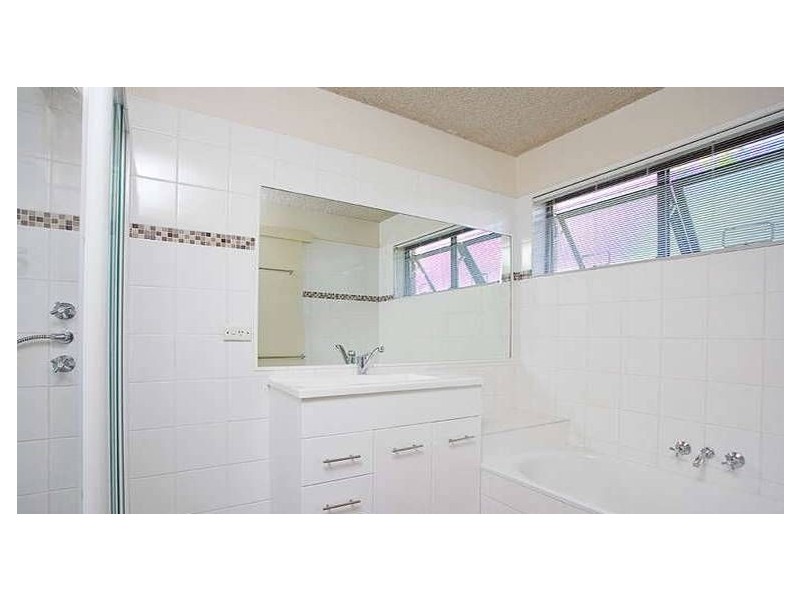 4/11 Hawthorne Street, Enoggera QLD 4051