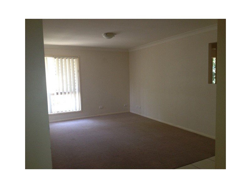 4 DOVE CLOSE, Goodna QLD 4300