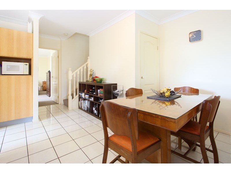 2/63 Bundara Street, Morningside QLD 4170