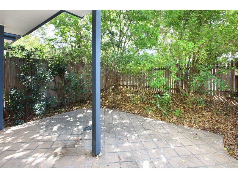 2/4 Palermo Street, Morningside QLD 4170