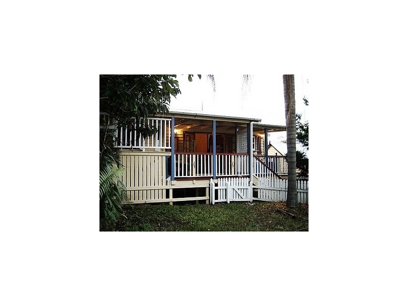 17 VALE STREET, Kelvin Grove QLD 4059