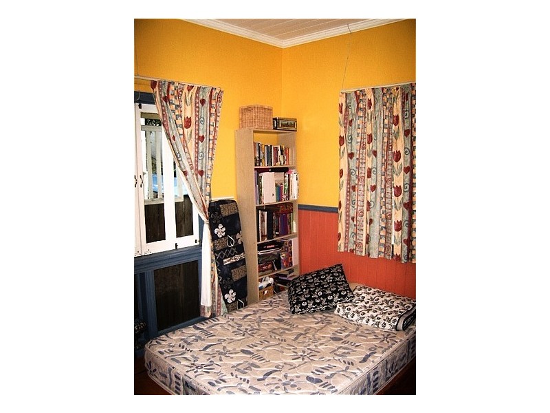 17 VALE STREET, Kelvin Grove QLD 4059