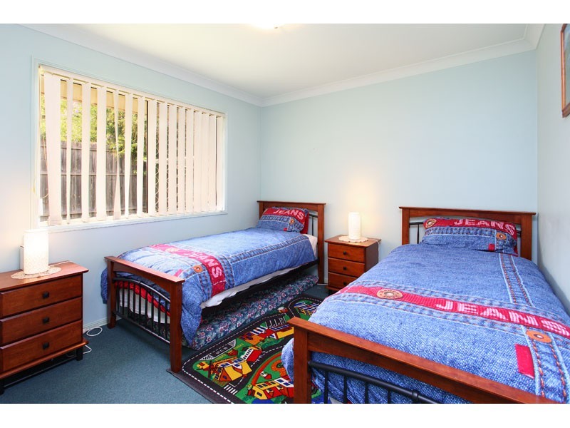 4 MURDOCK PLACE, Wakerley QLD 4154