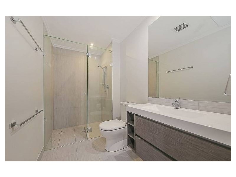 77/123 Barrack Road, Cannon Hill QLD 4170
