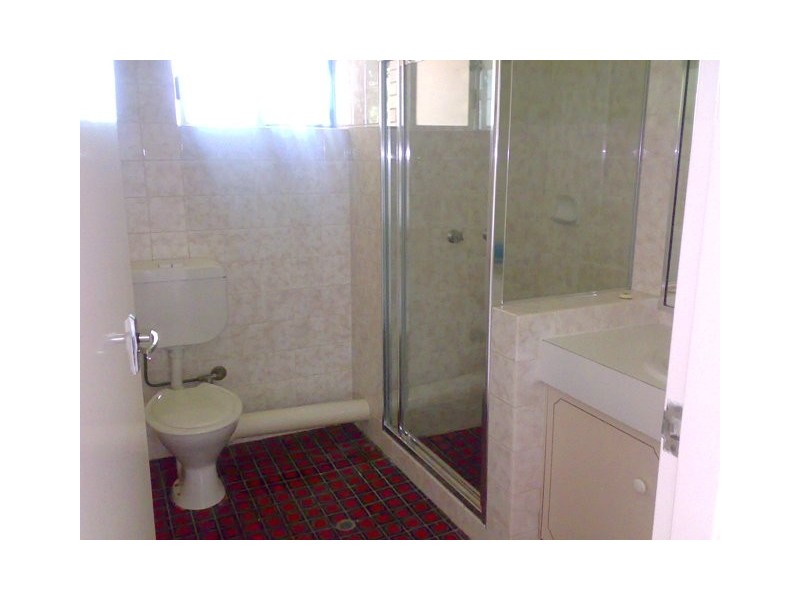 4/11 Lawson Street, Morningside QLD 4170