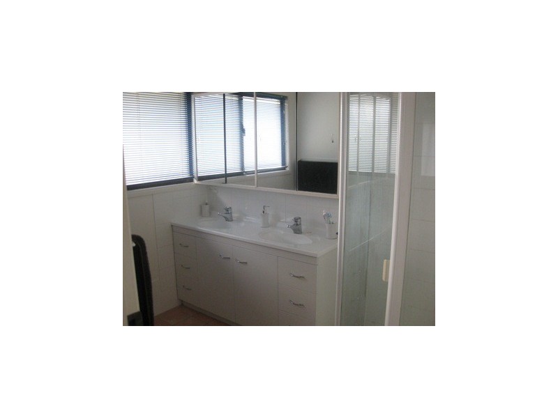 24 Timbarra Crescesnt, Jindalee QLD 4074