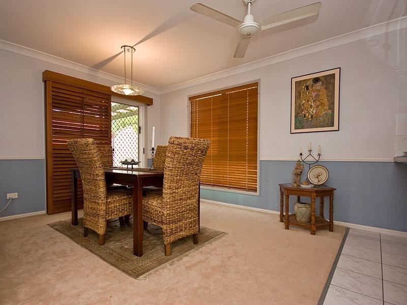 20 Banksia Cct, Forest Lake QLD 4078