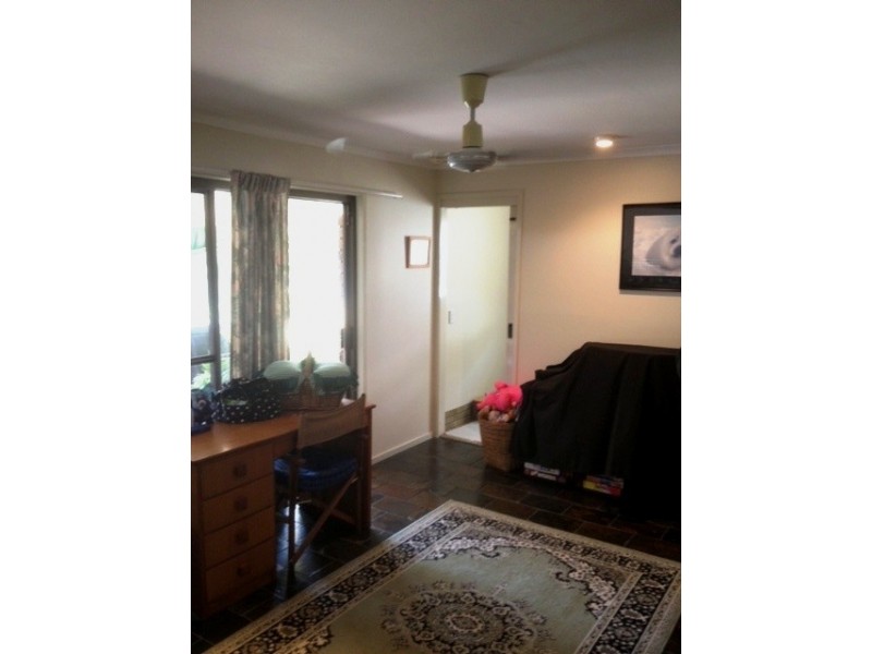 20 Burstall Ave, Belmont QLD 4153