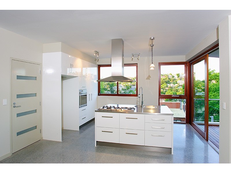 2/241 Given Terrace, Paddington QLD 4064