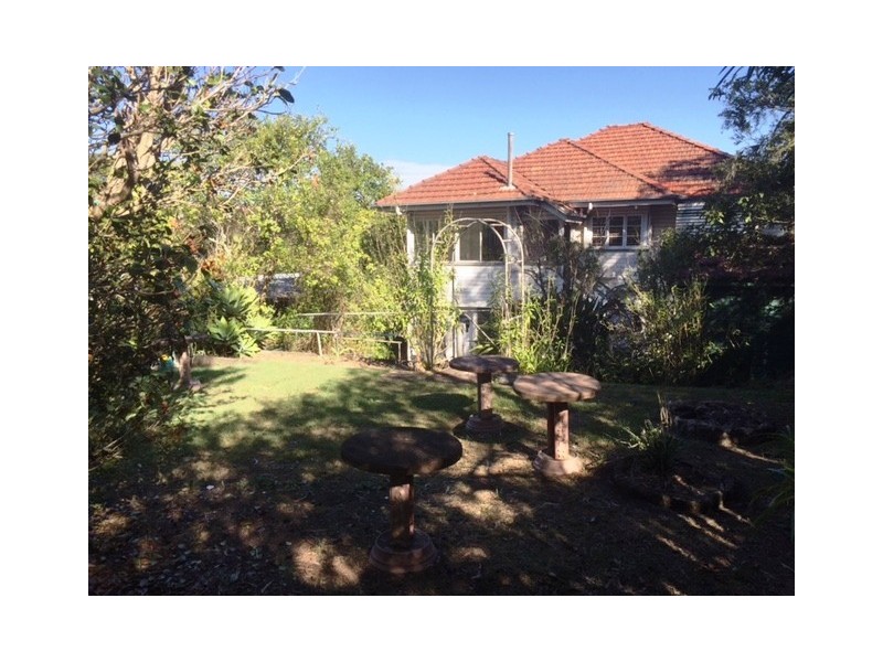 19 Oxford Terrace, Taringa QLD 4068