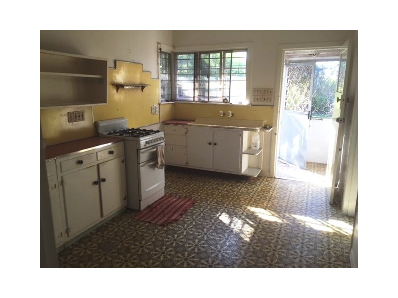 19 Oxford Terrace, Taringa QLD 4068