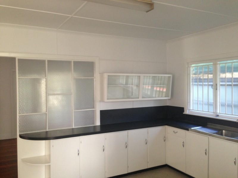 2 Devon Street, Toowong QLD 4066