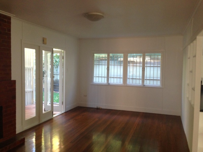 2 Devon Street, Toowong QLD 4066