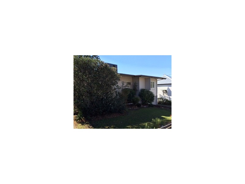 2 Devon Street, Toowong QLD 4066