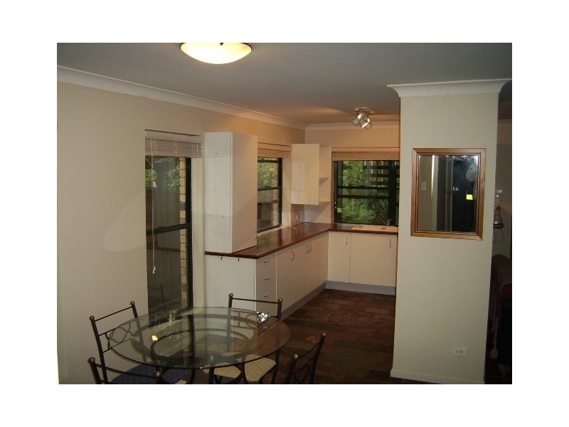 8B Yardley Avenue, Ashgrove QLD 4060