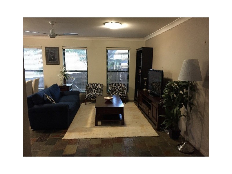 8B Yardley Avenue, Ashgrove QLD 4060