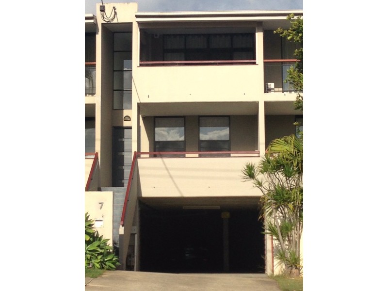 2/7 Hunter Street, Albion QLD 4010