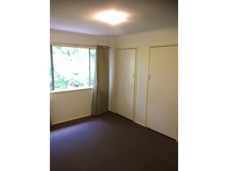 2/35 Salisbury Street, Indooroopilly QLD 4068