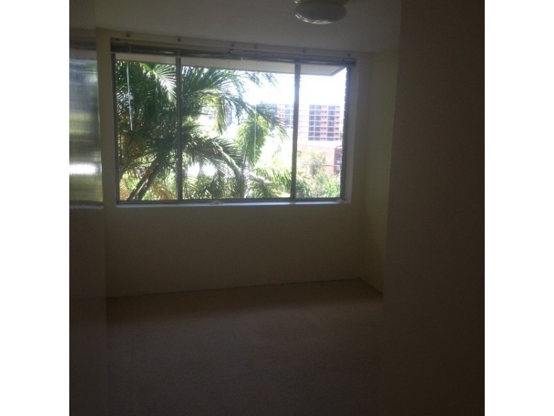 1/15 Bellevue Terrace, St Lucia QLD 4067