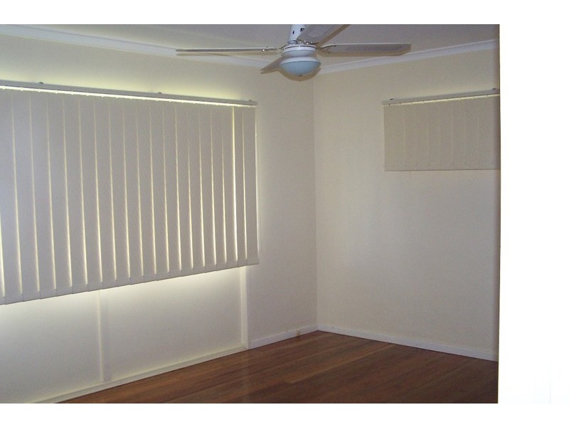 8 Ruby Avenue, Tarragindi QLD 4121