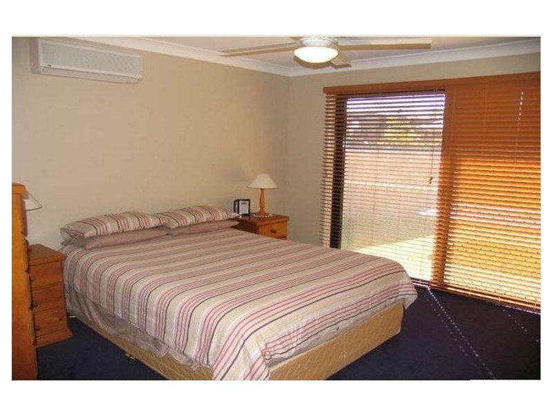 14 Wanderer Crescent, Springfield Lakes QLD 4300