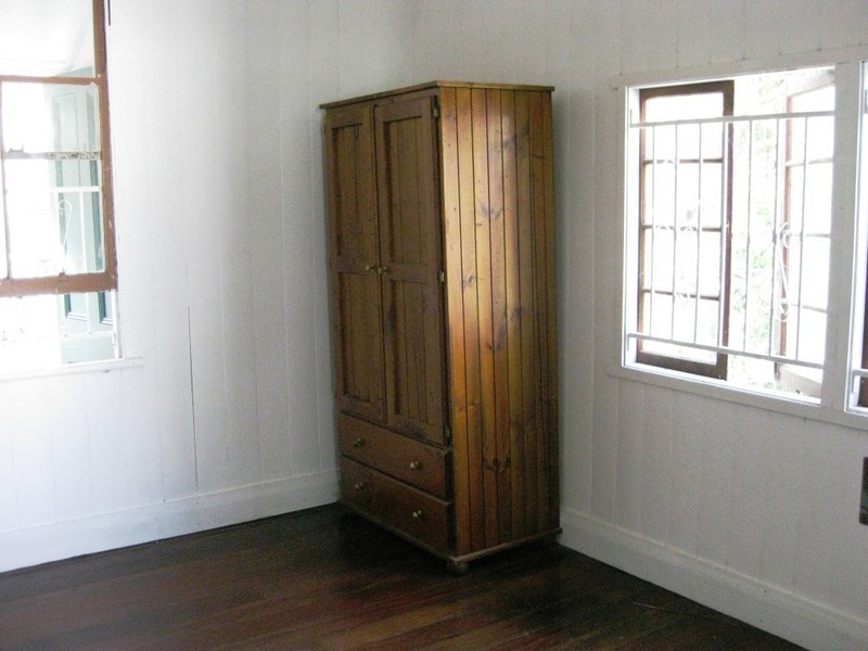 60 Rosecliffe Street, Highgate Hill QLD 4101