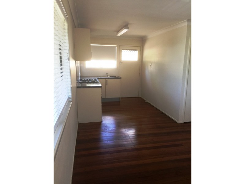 2/16 Thorpe Street, Balmoral QLD 4171