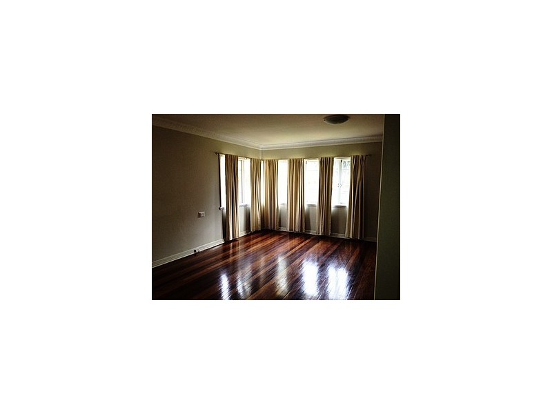 8 Corsica Street, Moorooka QLD 4105