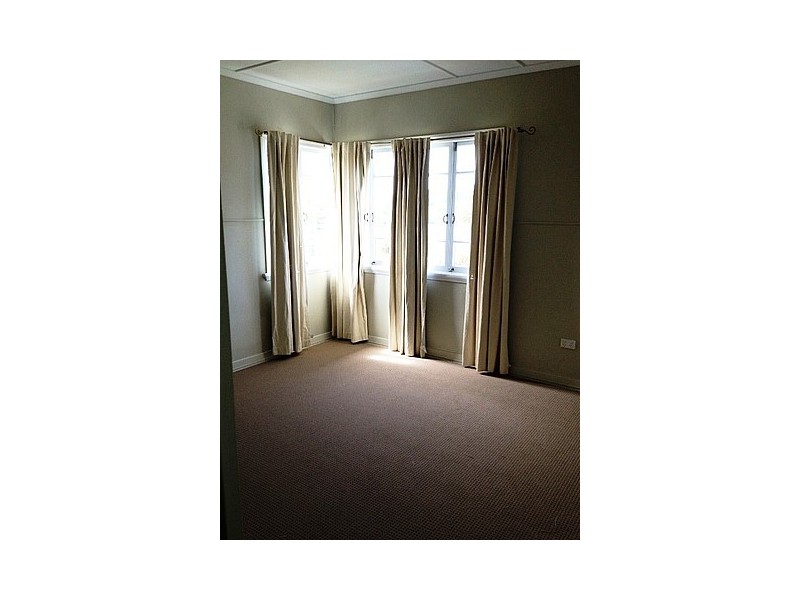 8 Corsica Street, Moorooka QLD 4105