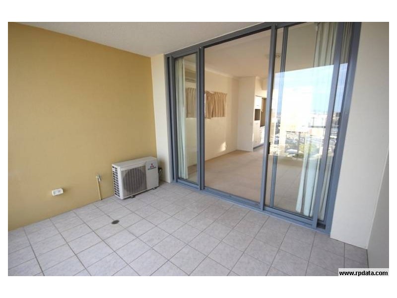 293/82 Boundary Street “River Place Apartments”, Brisbane City QLD 4000