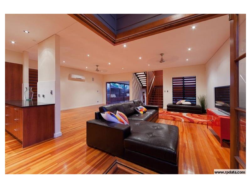 10 Cranmore Street, Red Hill QLD 4059