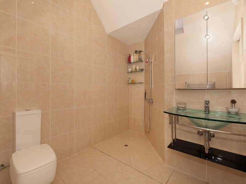 2/16 Sexton Street, Petrie Terrace QLD 4000