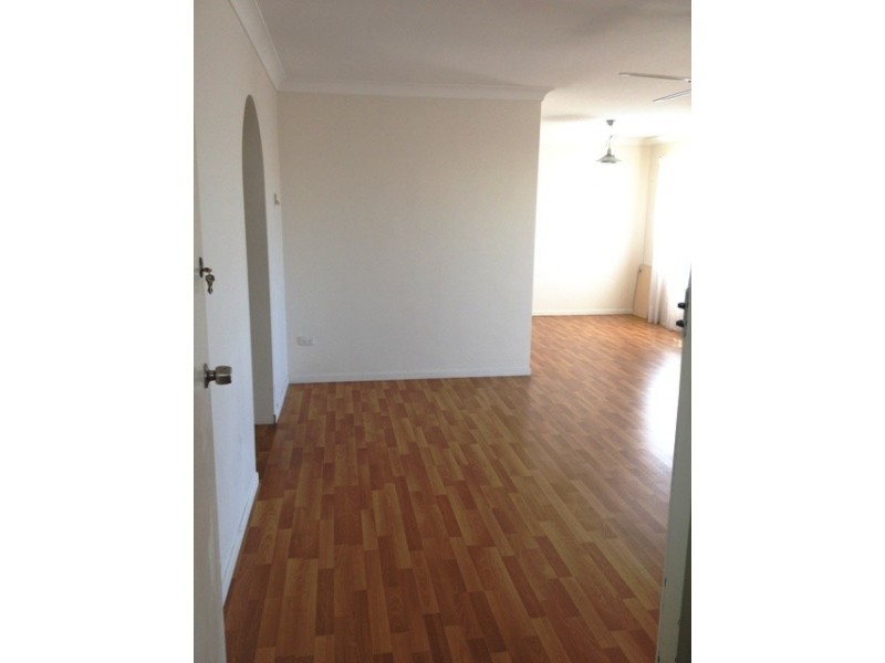 2/27 BERRIMA STREET, Wynnum QLD 4178