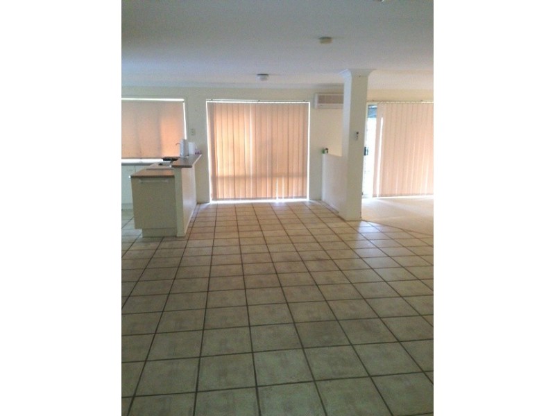 16 Omega Avenue, Cleveland QLD 4163