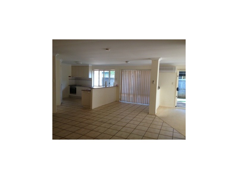 16 Omega Avenue, Cleveland QLD 4163