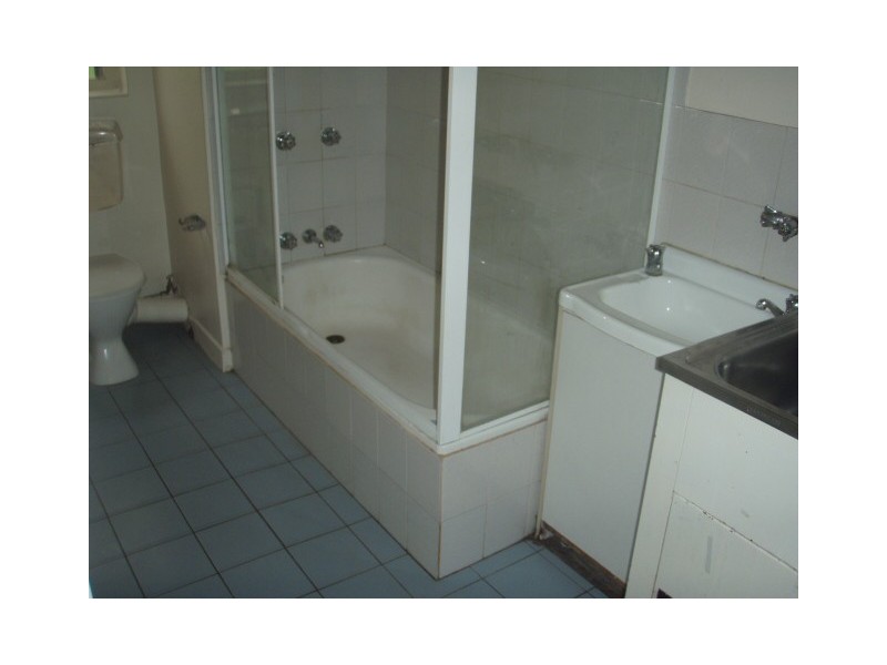 4/153 Coonan Street, Indooroopilly QLD 4068