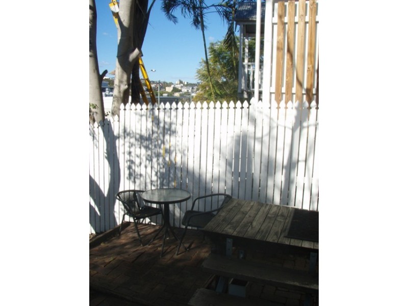 4/166 Given Terrace, Paddington QLD 4064