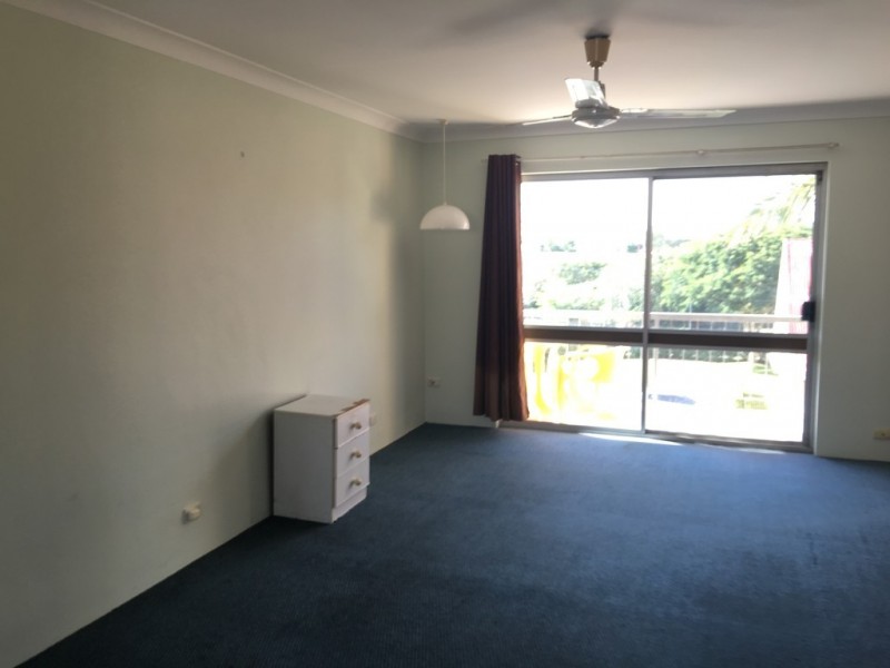 4/8 Cardross Street, Yeerongpilly QLD 4105