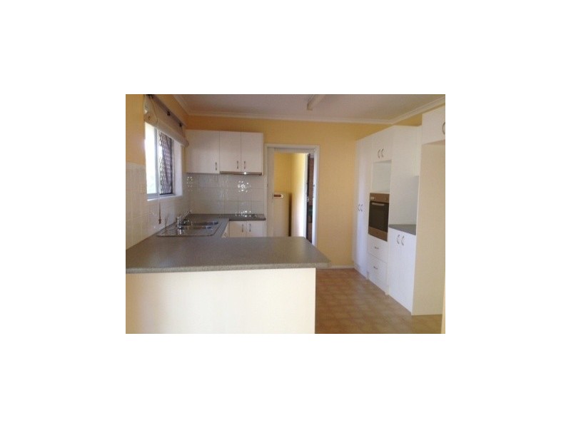 6 Tanya Street, Manly West QLD 4179