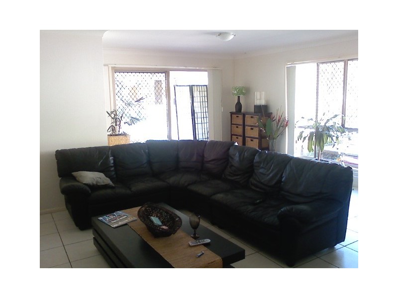 4 Dove Close, Goodna QLD 4300