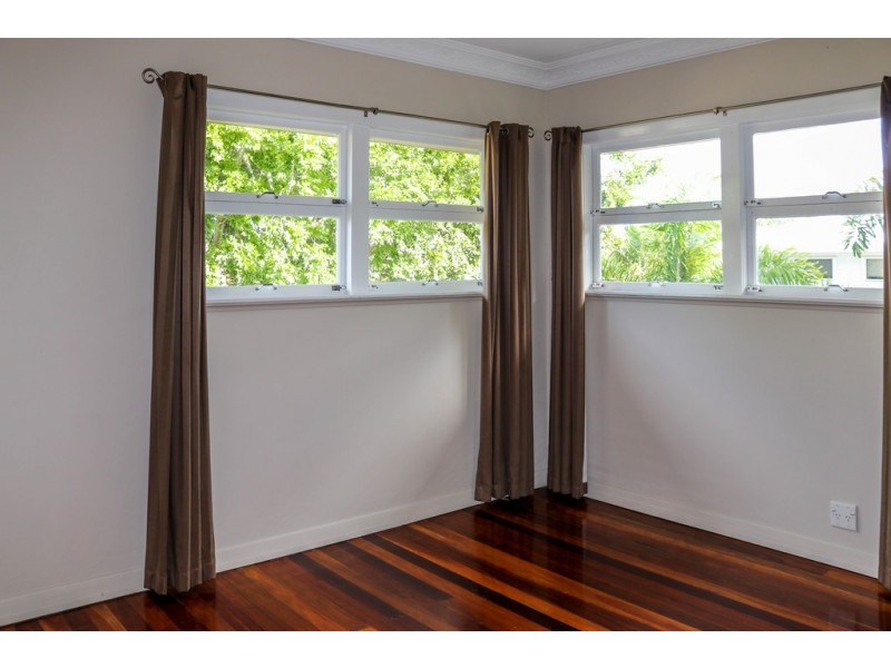 142 Andrew Avenue, Tarragindi QLD 4121