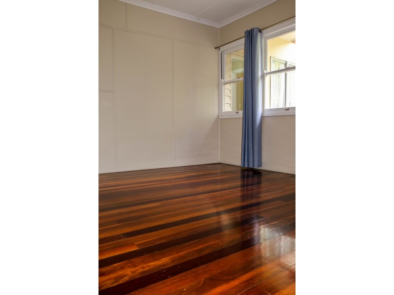 142 Andrew Avenue, Tarragindi QLD 4121