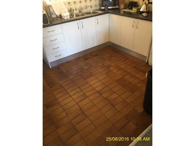 1/8 Cardross Street, Yeerongpilly QLD 4105