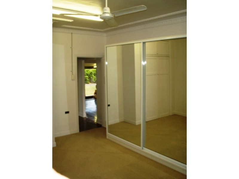 384 Brisbane Corso, Yeronga QLD 4104